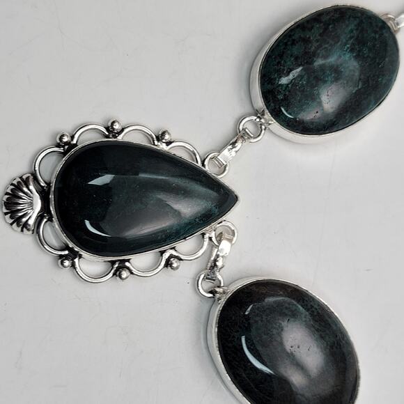Moss Agate Sterling Silver Necklace - Elegant Shell Design Pendant 22-Inch - Picture 6 of 8